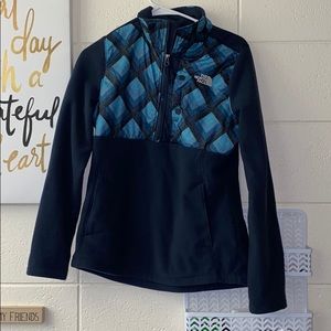 North face 1/4 zip